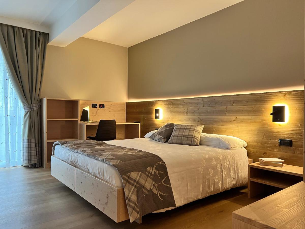 Family Hotel La Perla Fiera Di Primiero Εξωτερικό φωτογραφία