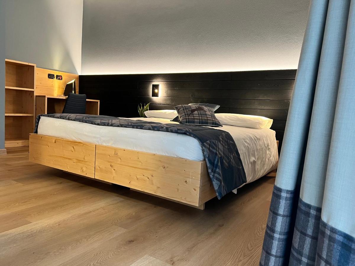 Family Hotel La Perla Fiera Di Primiero Εξωτερικό φωτογραφία