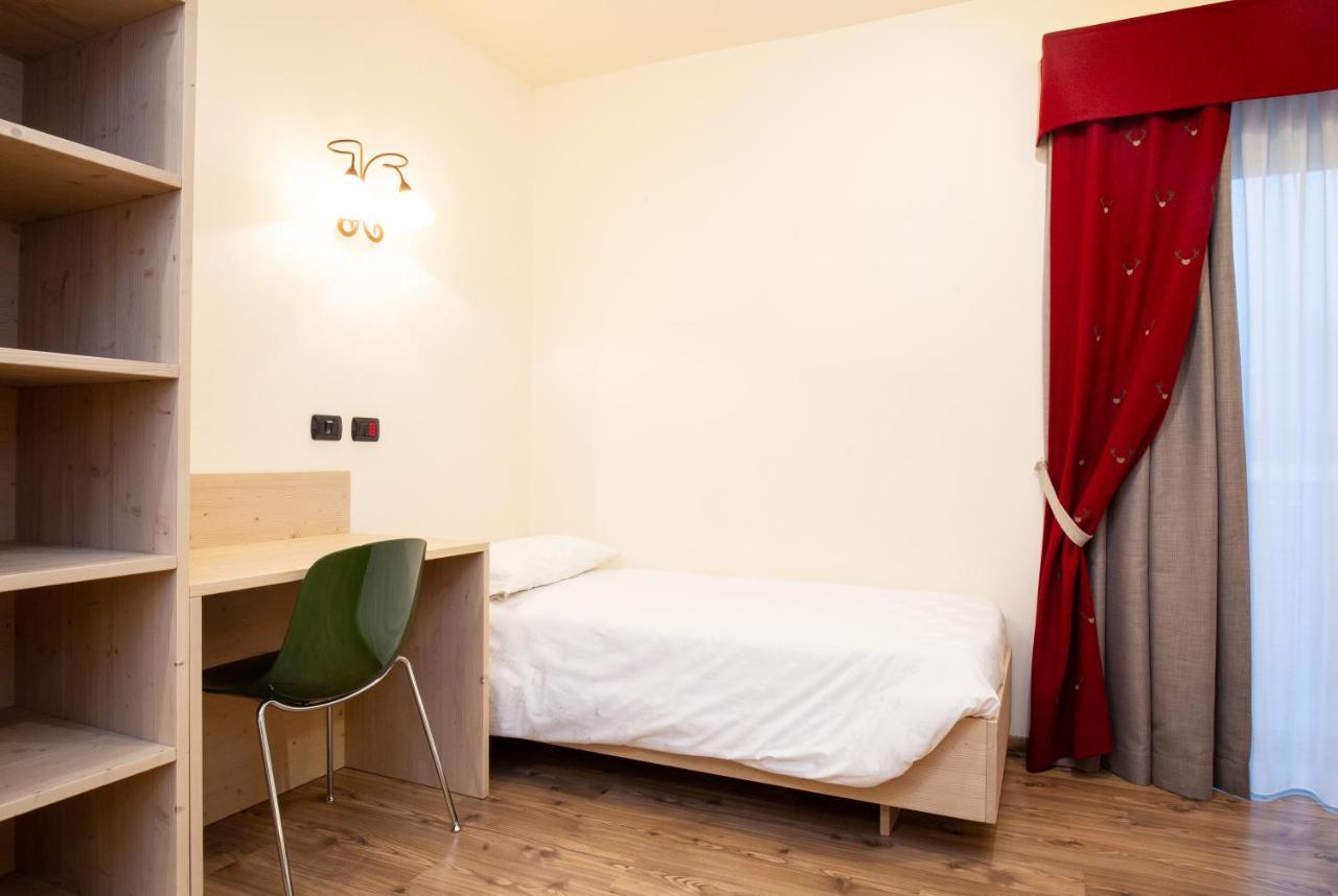 Family Hotel La Perla Fiera Di Primiero Εξωτερικό φωτογραφία